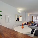 042 Classic 2 Bed Andalusian Townhouse 500m From Sitio de Calahonda